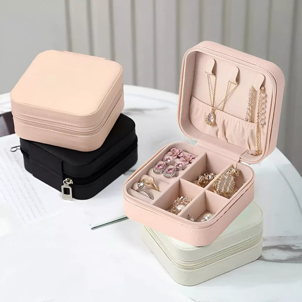 Porta Joias JoyBox Compacto: Ideal para Viagens, Trabalho e Dia a Dia